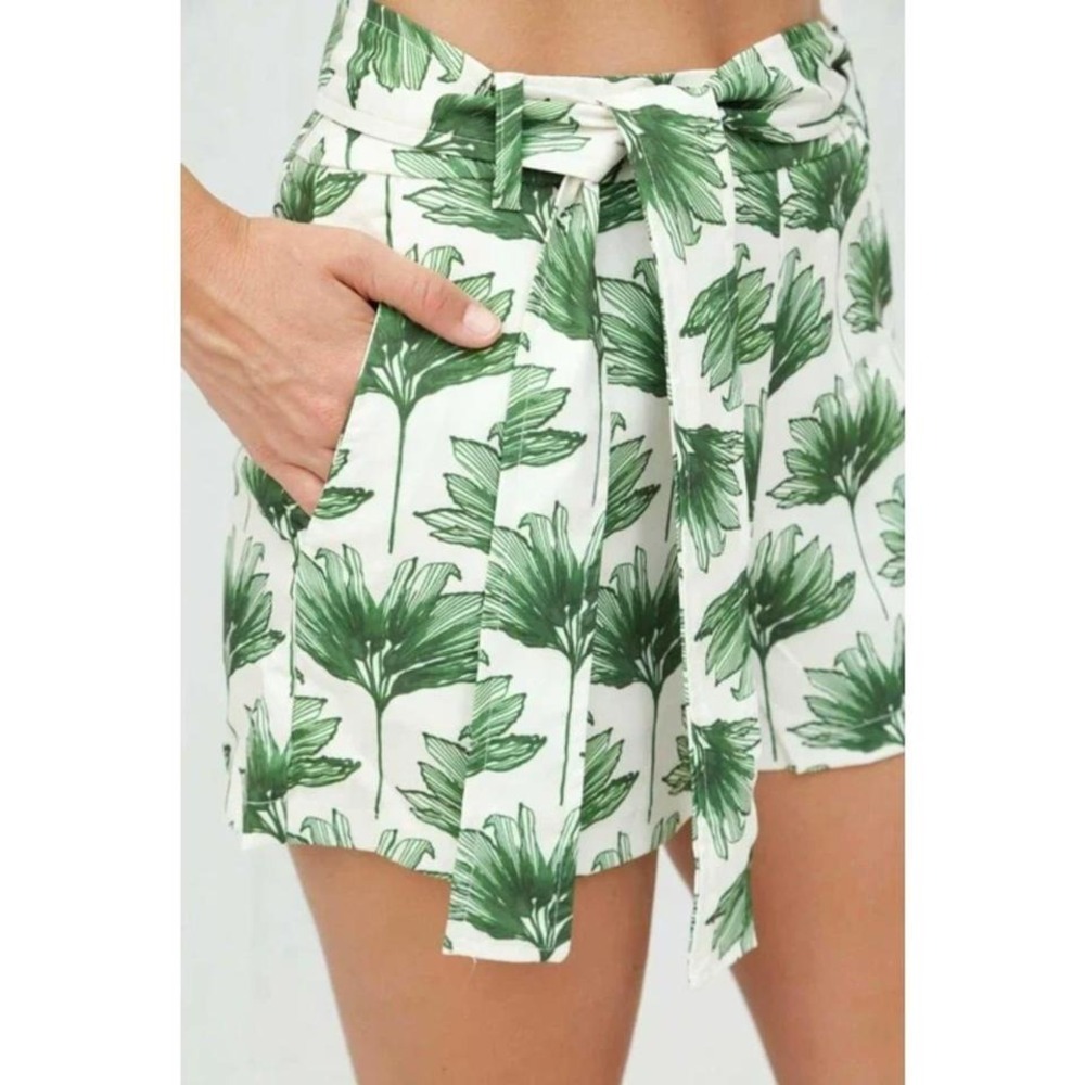 ZARA PRINTED SHORTS GREEN CREAM TROPICAL Small